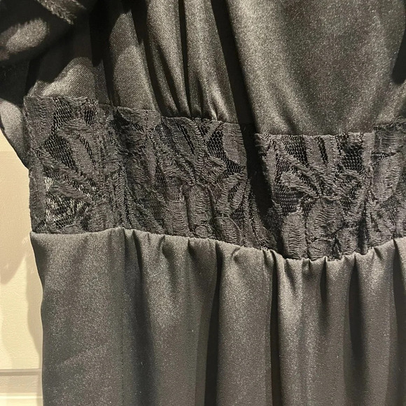 Guess Dress - Picture 3 of 6